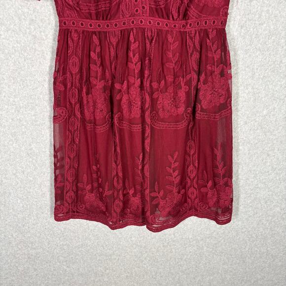 Burgundy Dress Medium Sheer‎ Lace Flowy Embroidered Scalloped Resort Feminine - Picture 3 of 9